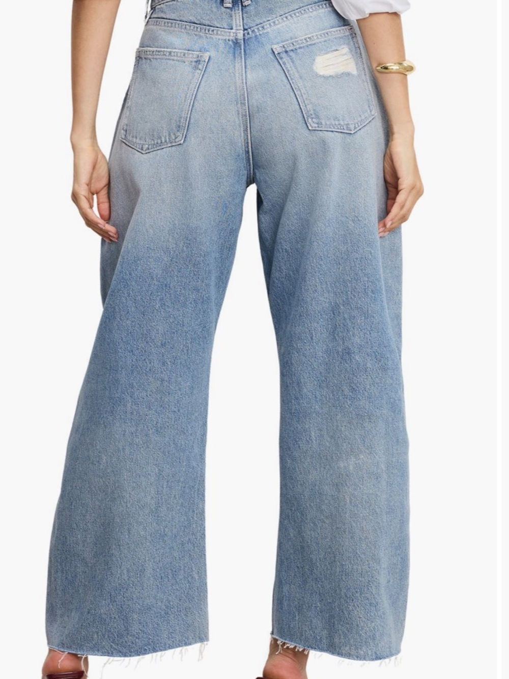 Good American
Good Extreme
Ripped Super
High Waist Barrel
Jeans - Picture 4 of 17
